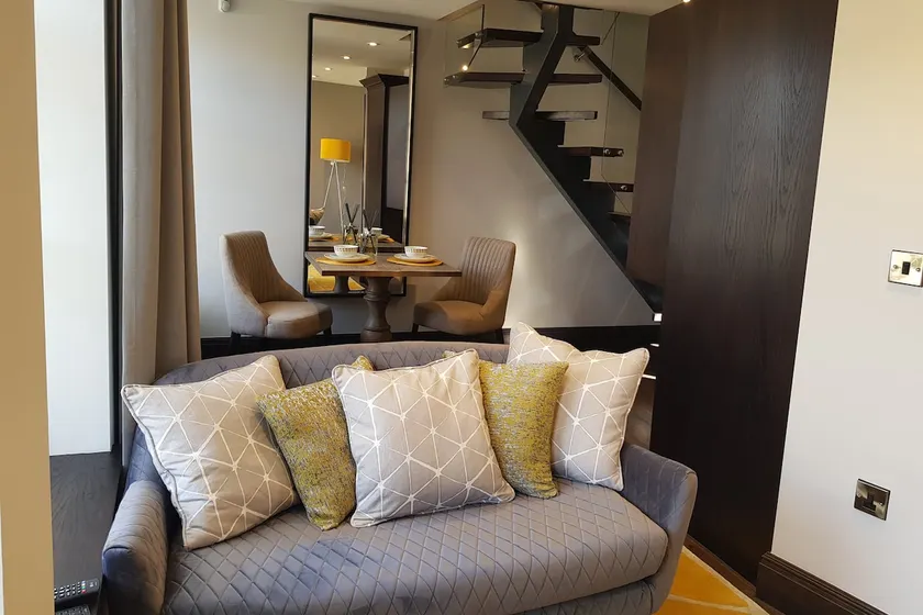 The Queens Head, Parkside apartment 3 - Image 1