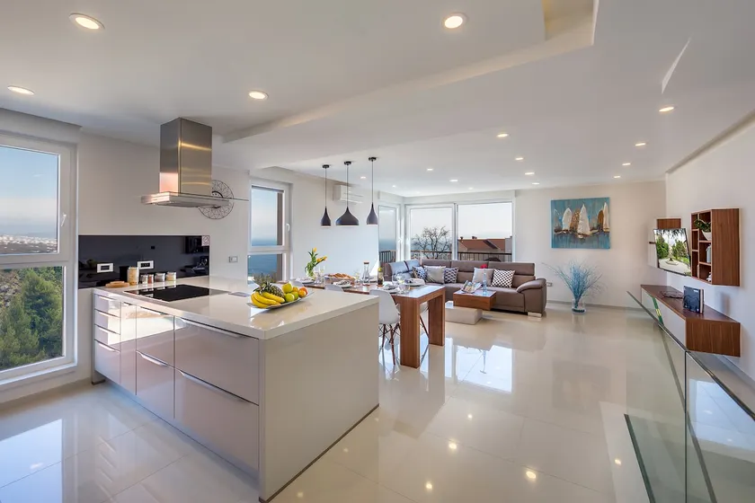 SilverStay Apartment - Image 1
