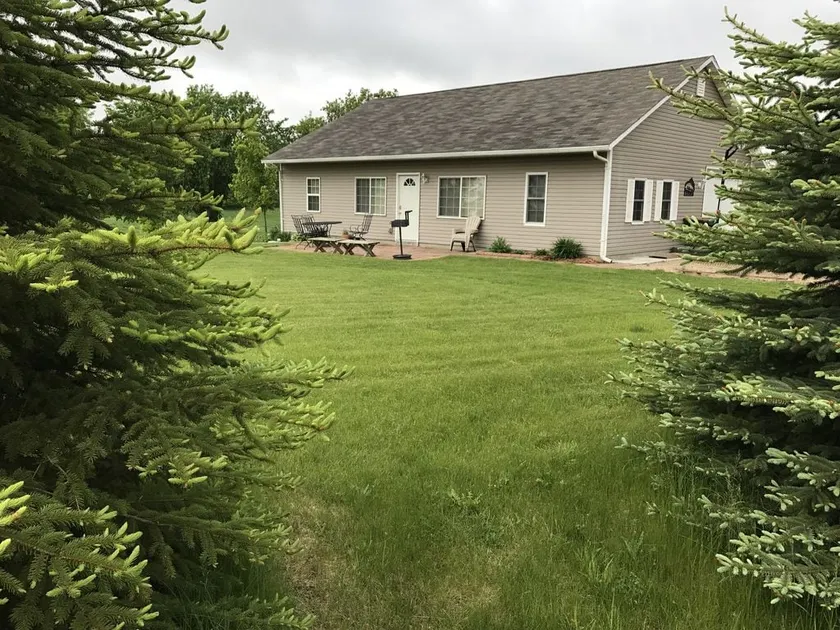 Cozy Cabin on Lake Mary,  Private Lake Lot - Image 1