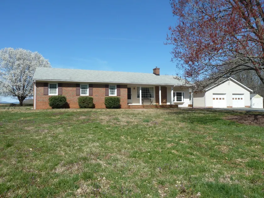 Pleasant View Farm Guest House - Image 1