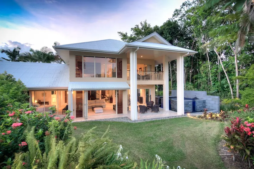 Paradise Links Resort Port Douglas - Image 1
