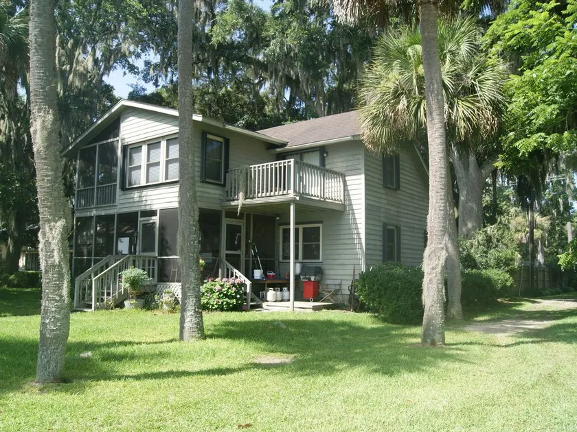 Chechessee River House - Image 1
