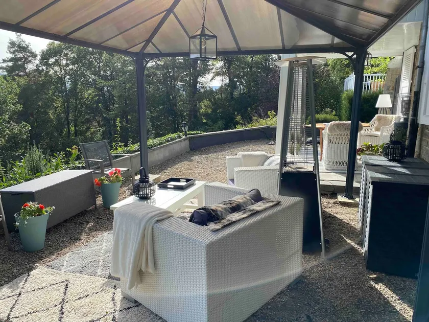 Balmoral – Apartment with view and large terrace - Image 1