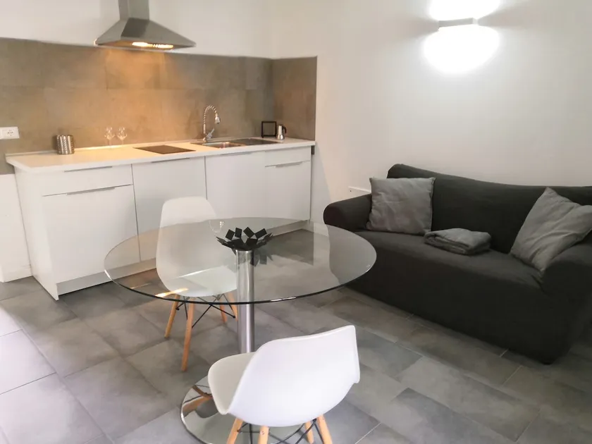Current Flat - Image 1