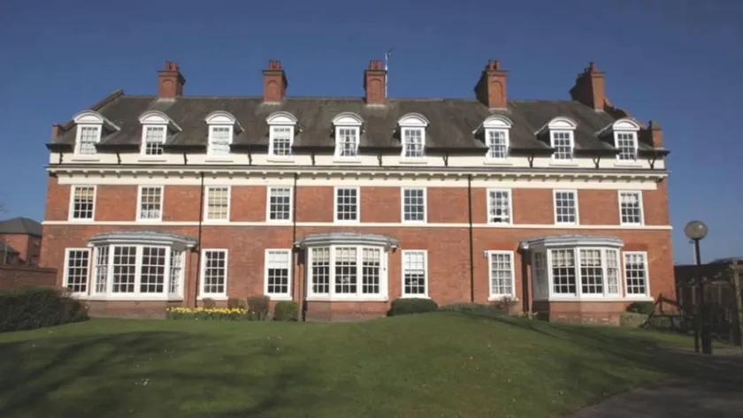Very central G2 listed building. Free parking & WIFI. 4 mins walk to York Minste - Image 1
