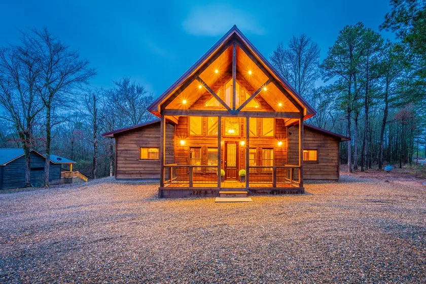 The Luxurious Blue Sky Lodge is EPIC! - Image 1