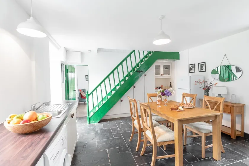 Gleesons Farmhouse 2 bedroom house VRBO - Image 1