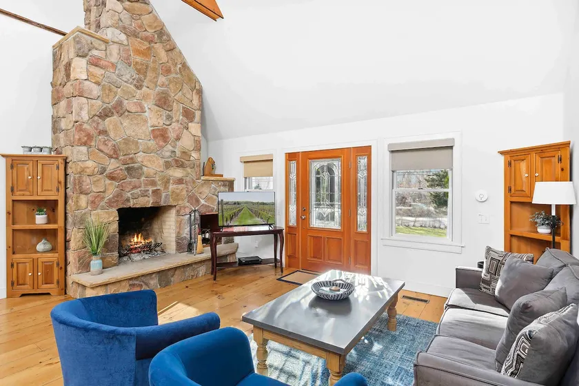 Sag Harbor home away from home - Image 1