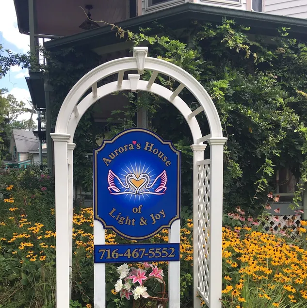 Lily Dale Sanctuary! KING APARTMENT, We ❤️ Pets - Image 1