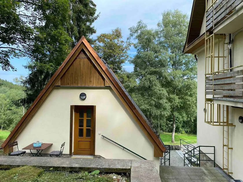 Otter - new hut - Image 1