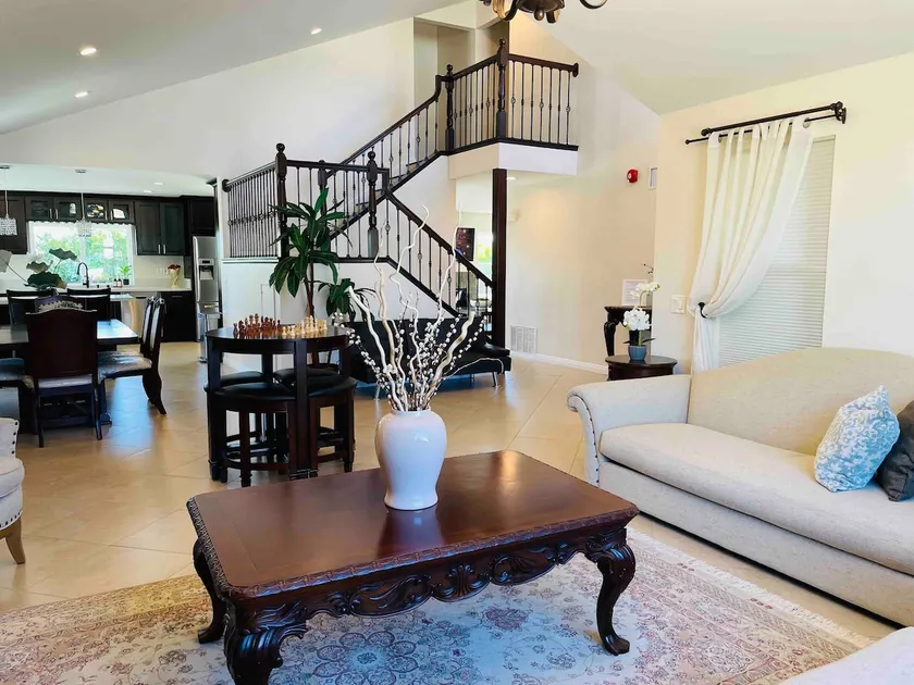 Large Family Home 25Min to Beaches 8Min Safaripark - Image 1