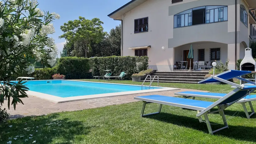 LA CASA DELLE RONDINI - APPARTEMENT EN REZ-DE-CHAUSSÉE AVEC CLIMATISATION - Image 1