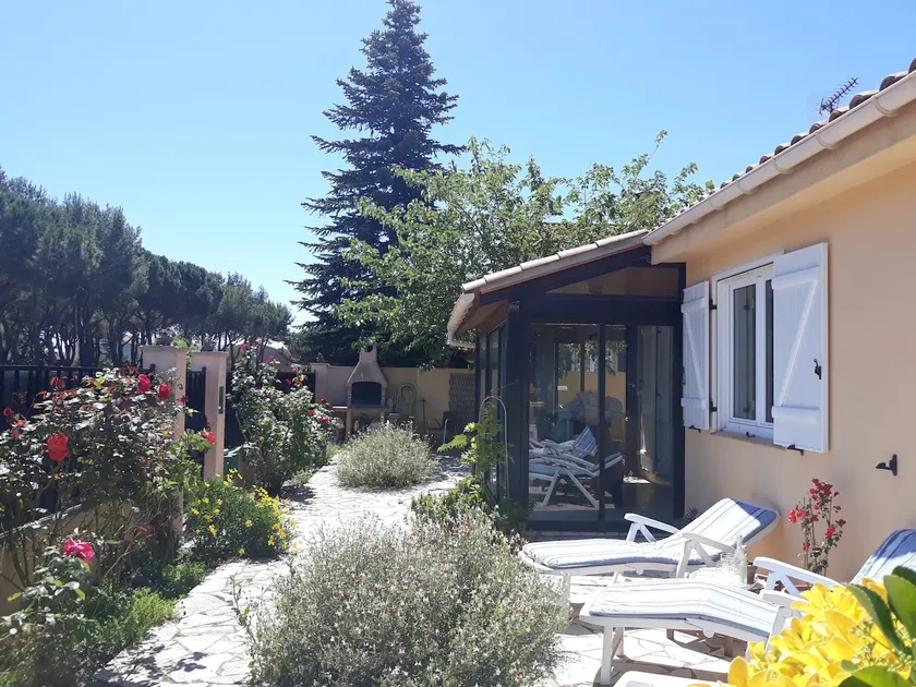 3-star villa, near the beaches, Parking, Wifi, Air-conditioning - Image 1