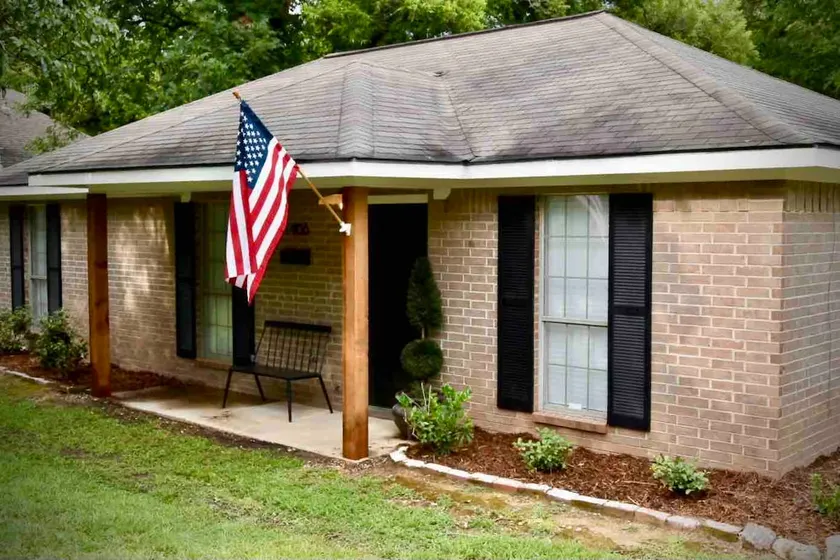 1406 Pecan Street, Texarkana, AR - Image 1