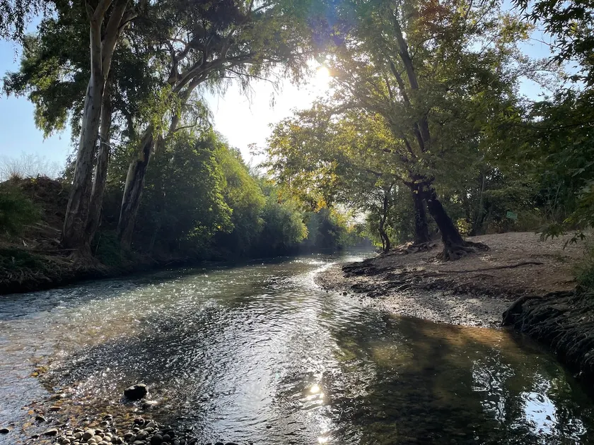 RIVER SIDE BEIT HILLEL - Image 1