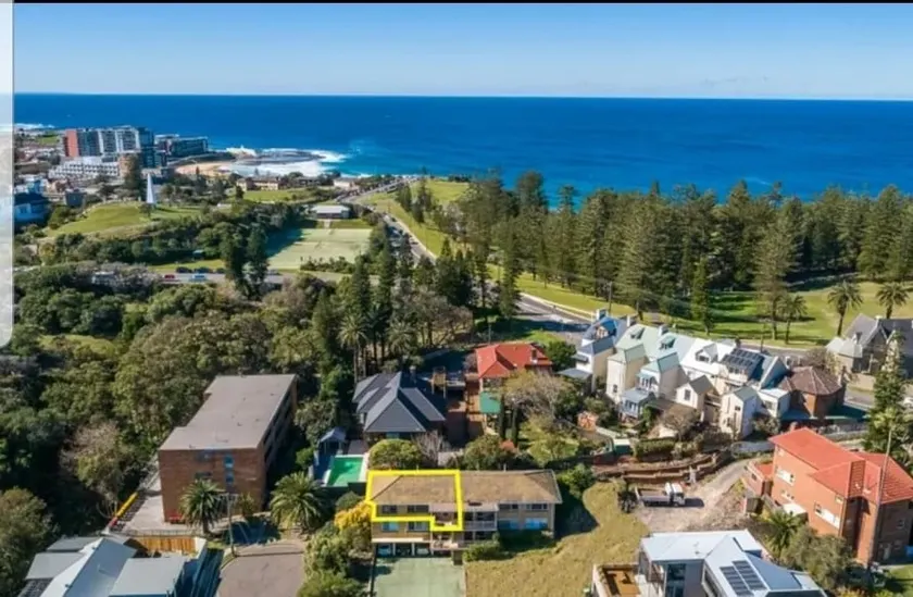 Beach Haven on The Hill - Image 1