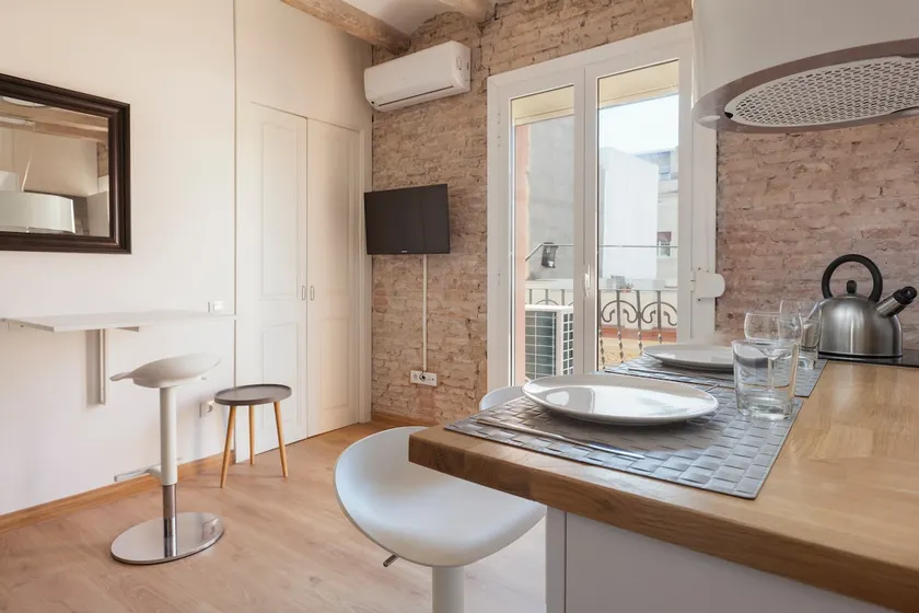 Modern Barceloneta Beach Flat - Image 1