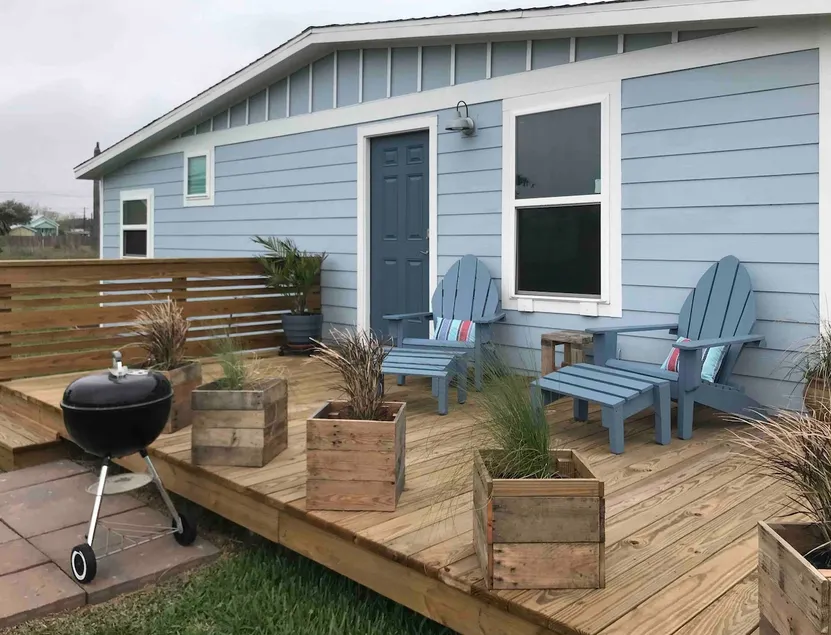 Blue Bay Bungalow - Image 1