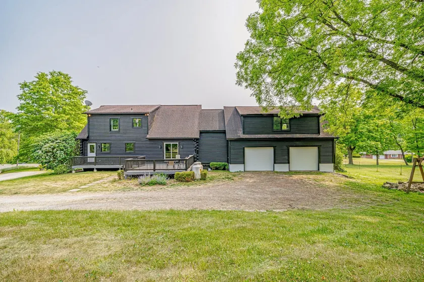 Gorgeous Modernized Cabin + Hot Tub + Pool Table - Image 1