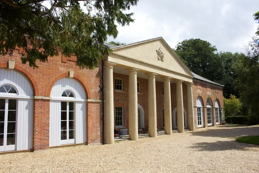 Georgian Coach House in idyllic countryside, Wilts - Image 1
