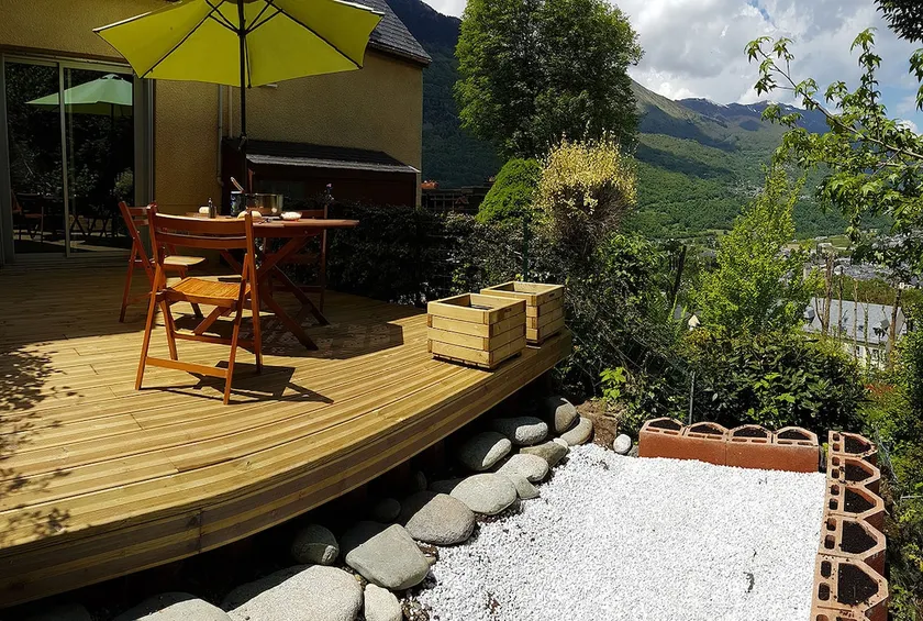 Luz chalet with terrace & view over the valley - Image 1