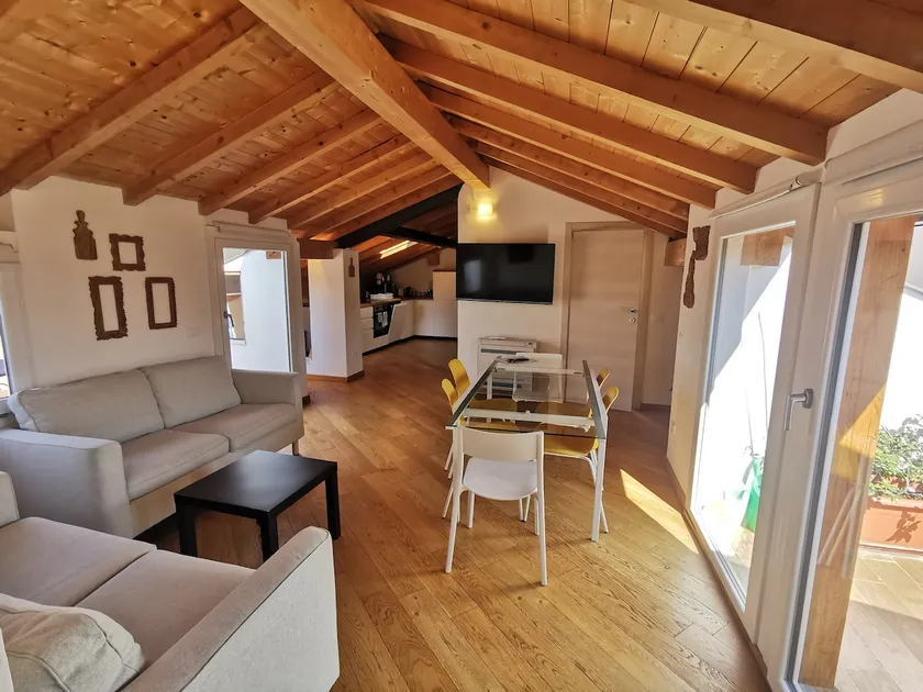 The terrace overlooking the Naviglio - Image 1