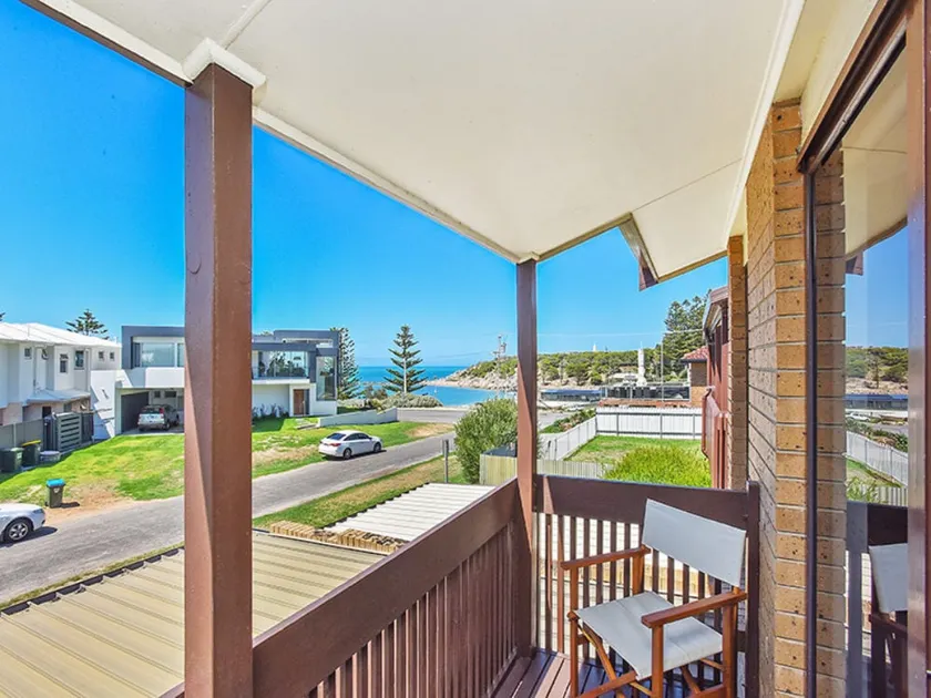 Horseshoe Bay Views - Image 1