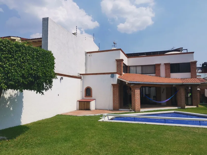 Beautiful house with garden and pool, in Yautepec - Image 1