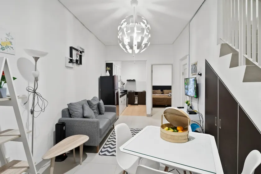Affordable Cozy Home Away from Home - Image 1