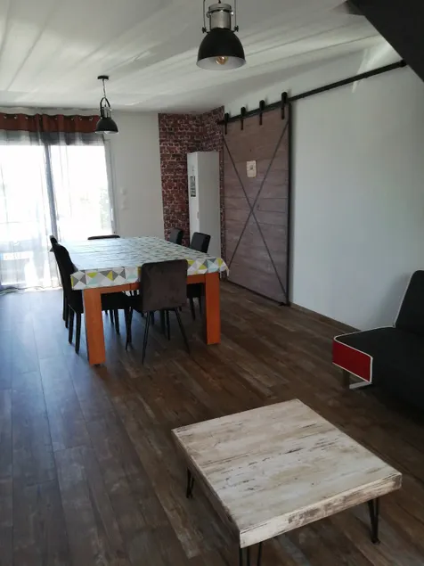 Entire place adjoining the primary residence - Image 1