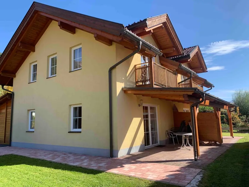House in Carinthia with sauna, fireplace, mountain region - Image 1