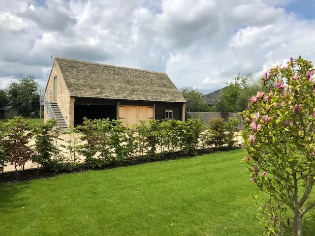 The Guest Cottage at Priory Barn, Alvescot - Image 1