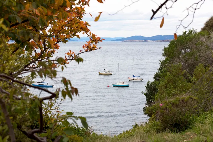 Garden Apartment - beside the sea! - Image 1