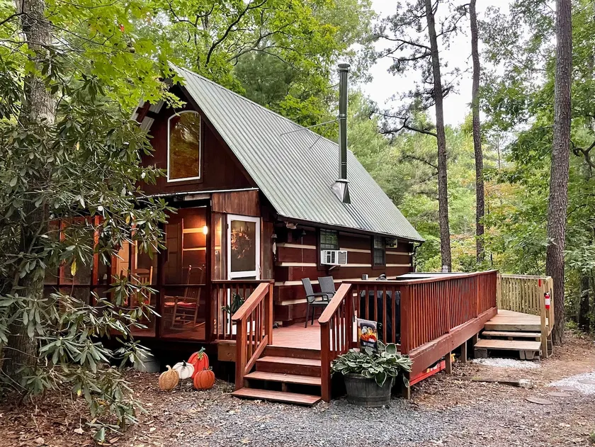 Cupid's Cove Cabin in SE TN Mountains - Image 1