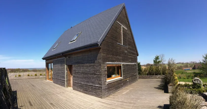 House with splendid view: Baltic Sea & lake - Image 1