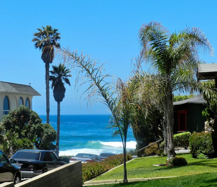 Steps to Sand and Ocean, Seaside Spanish Casa - Image 1