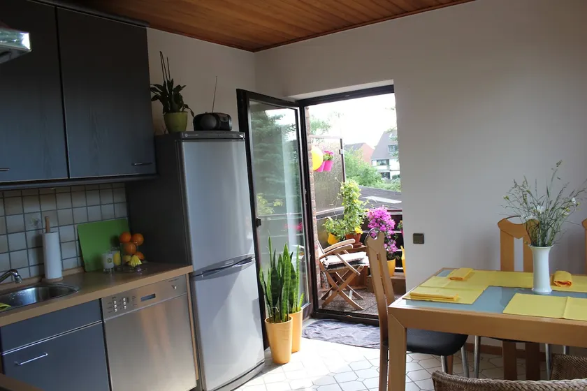 Sunshine-Flat Düsseldorf-Ratingen - Image 1