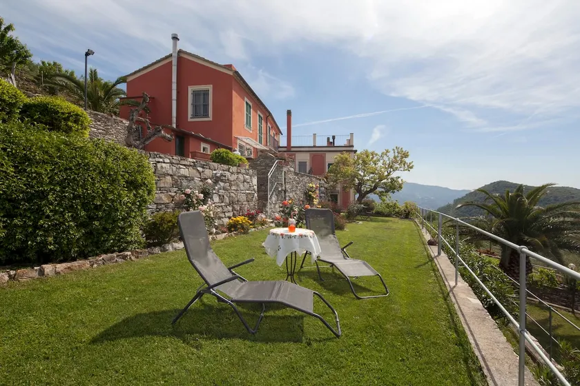 Rosso su Portofino - Image 1