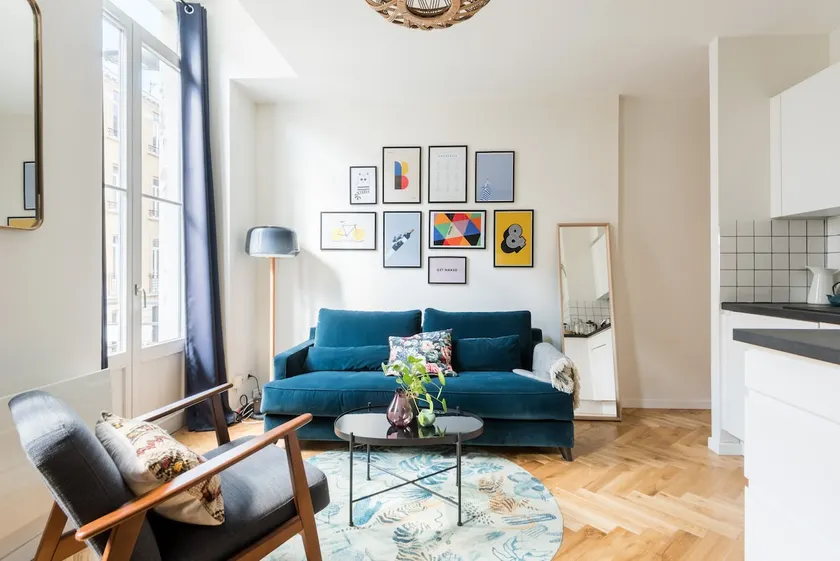 Lille, fully-equipped apartment with parking space - Image 1