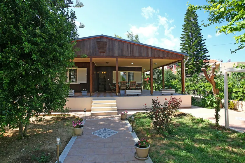 Tranquil 3-bed seaside cottage - Image 1