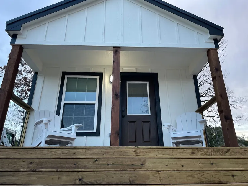 Cozy Hill Cabin 2 - Image 1