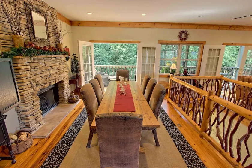 Beautiful Mtn home, 4King BR, 4.5baths, amenities - Image 1