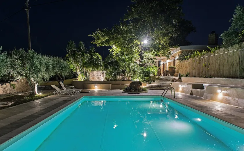 Traditional Wood-Stone Villa With A Pool In Crete - Image 1