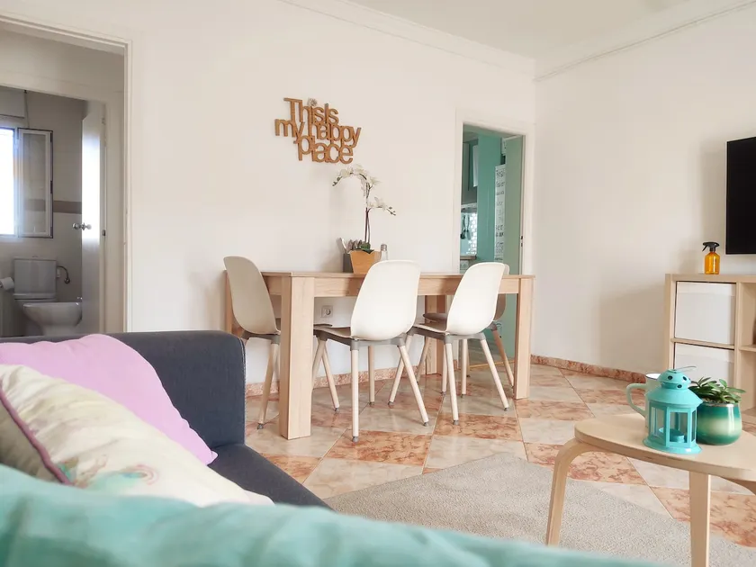 HANDMADE HOME. WI-FI, NETFLIX, EASY PARKING. - Image 1