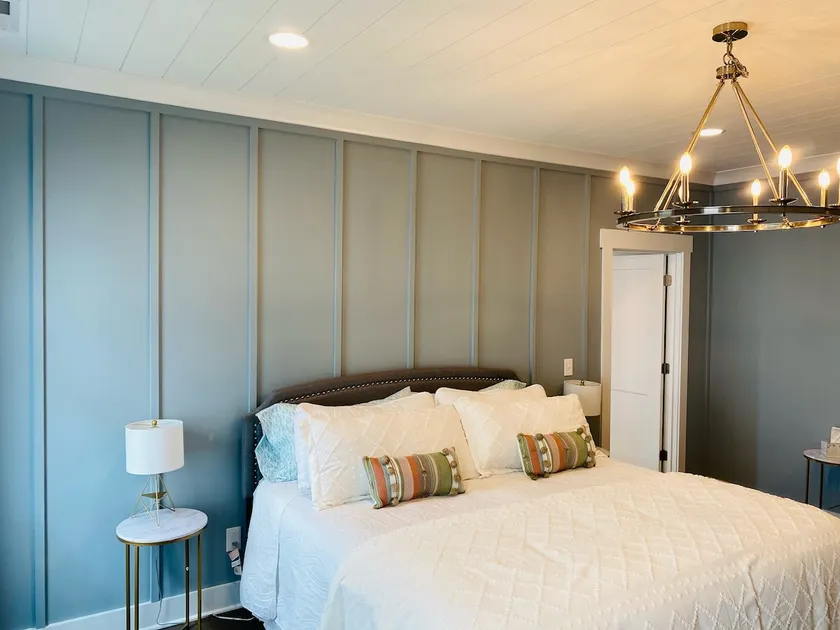 Spacious Family Gem: Golf Cart - 2 Ensuites - Pool - Image 1