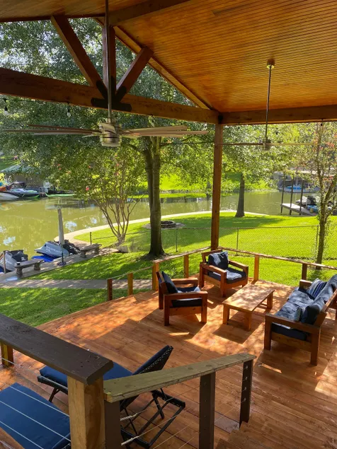 Beautifully Remodeled Cedar Creek Lake House - Image 1