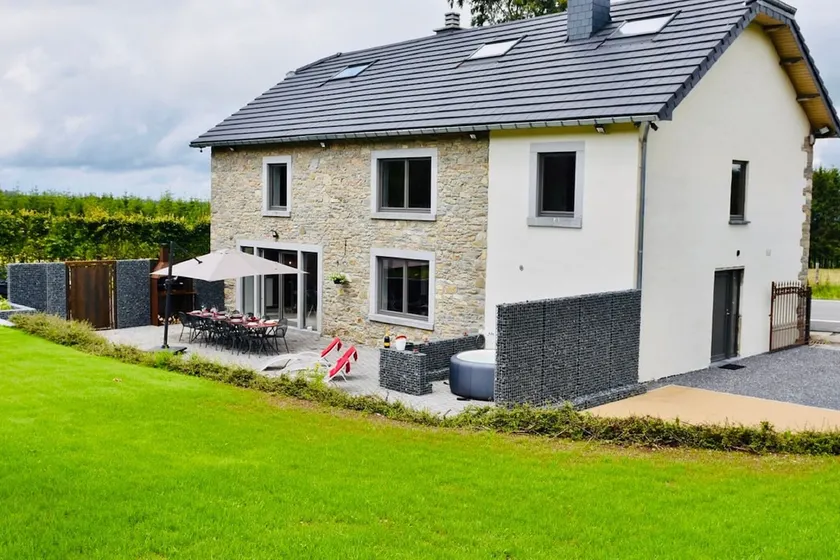 Holiday Home in Manhay near Ski Area - Image 1