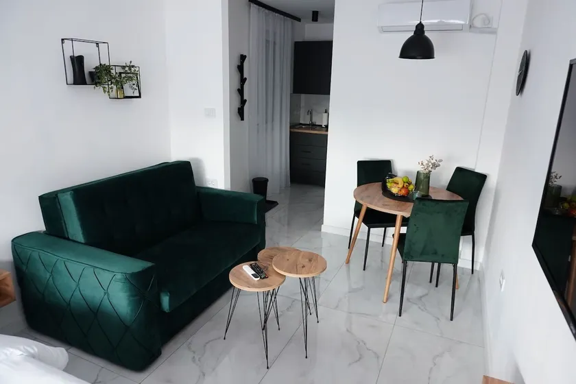 ”Handmade II” Apartment - Image 1