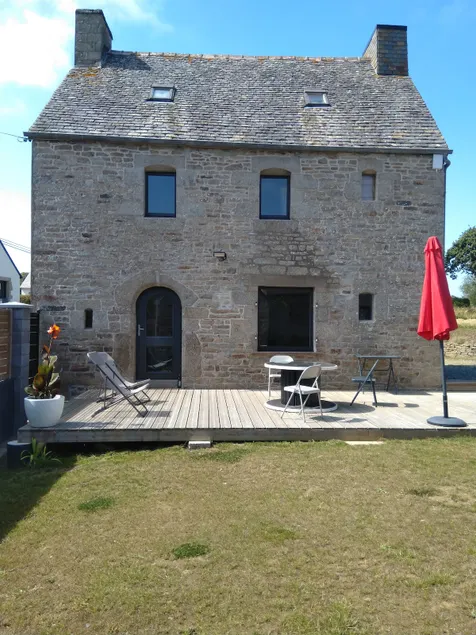 Authentic house from 1800 renovated in April 2020 - Image 1
