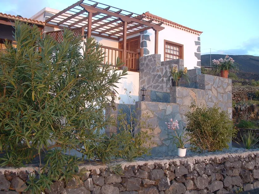 Casa las Las Viñas - Image 1